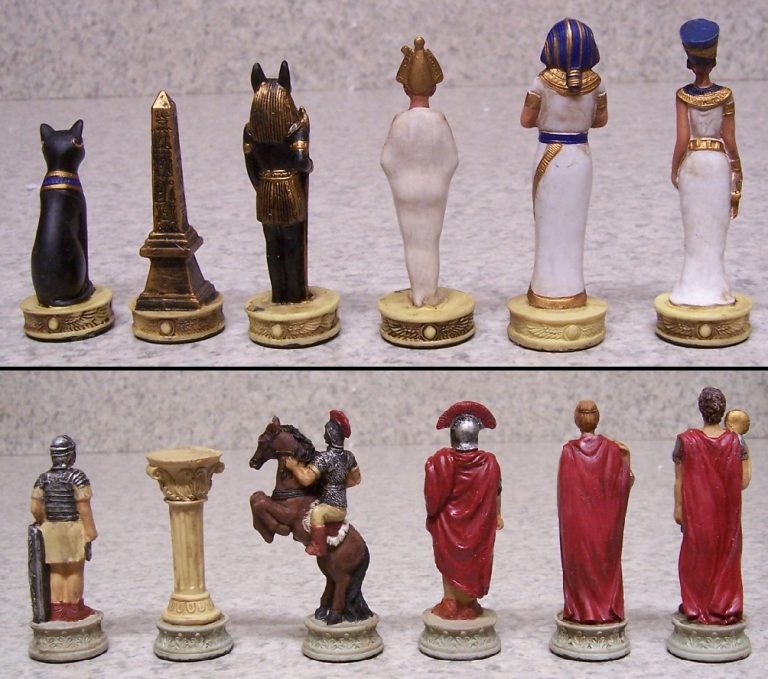 egyptian vs roman chess pieces