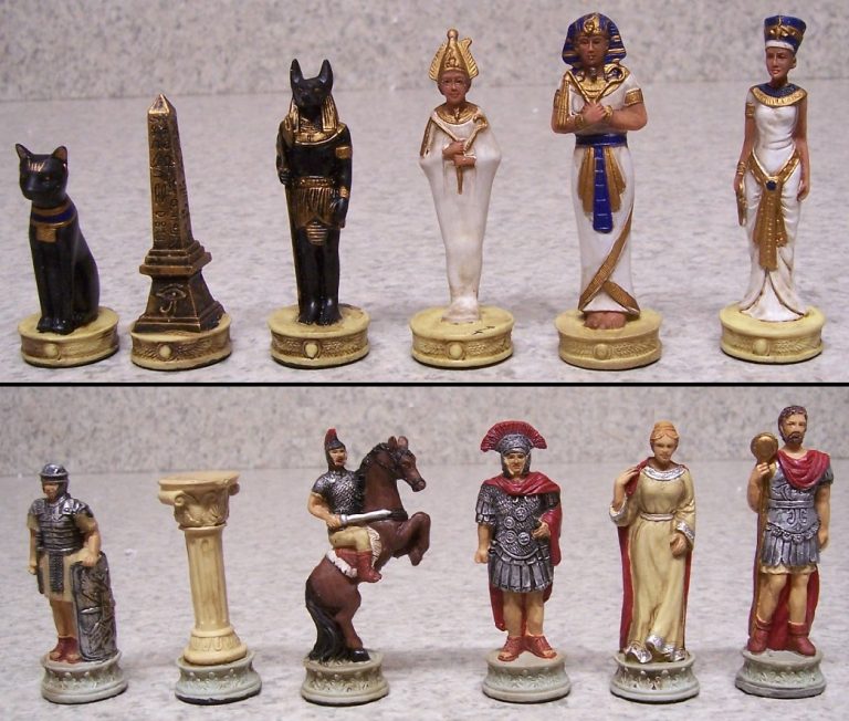 egyptian vs roman chess set