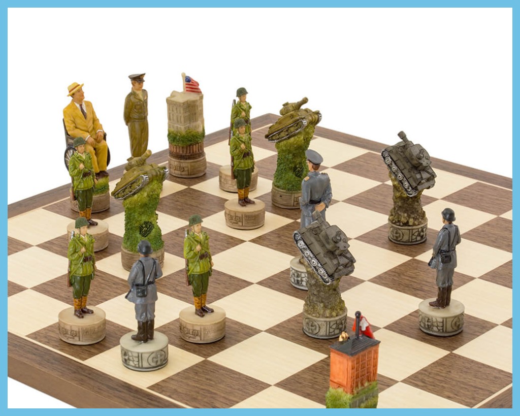 Details about   World War II Chess Set Leather Board Hitler Soldiers Tanks King Queens Figurines 
