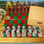 Mexican Aztec Vintage 70S Chess Set
