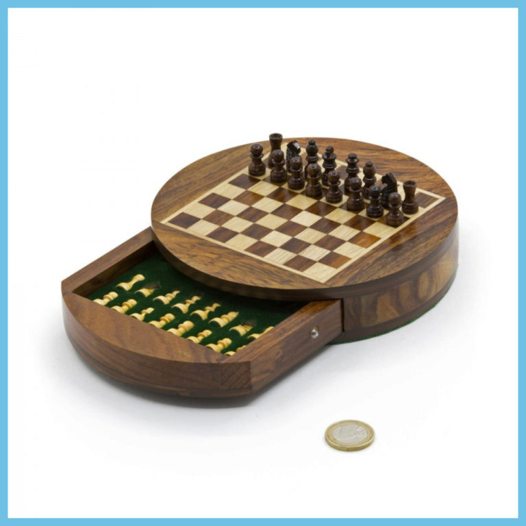 Round Magnetic Chess Set ​