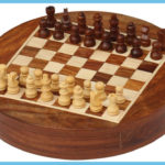 Round Magnet Chess Set Natural Wood