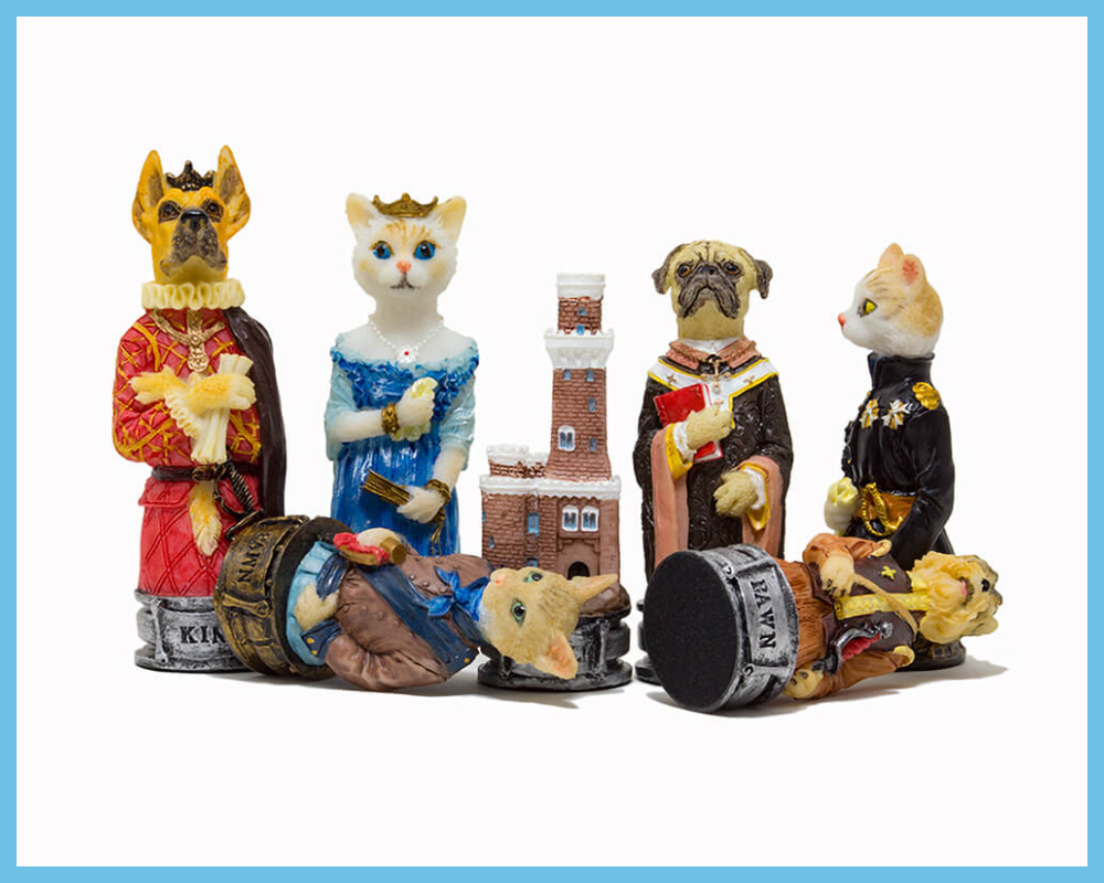 Early Modernity Cats and Dogs Chess Set