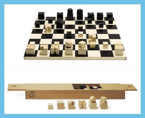 Bauhaus Chess Set