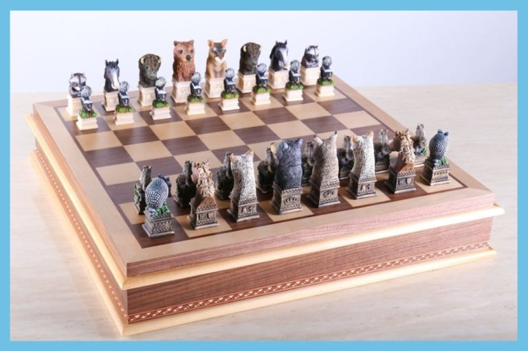 Wild Animals Of America Chess Set