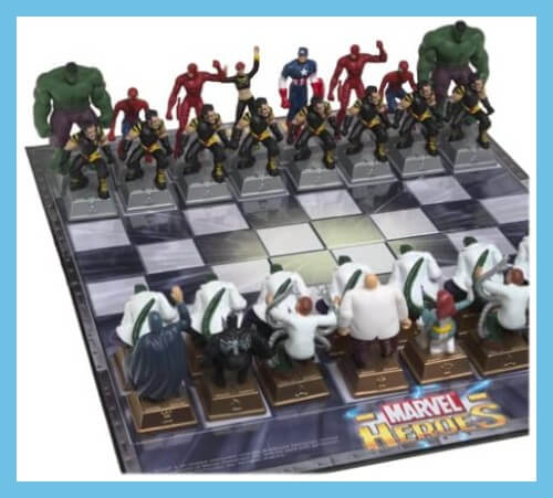 2003 Marvel Chess Set
