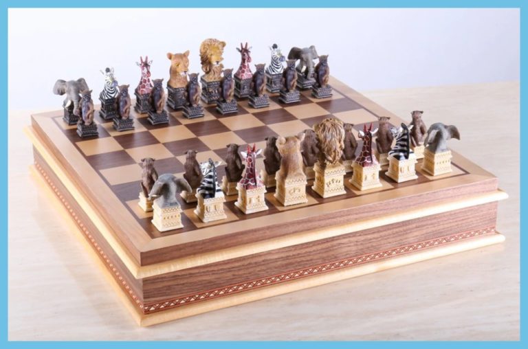 Animals Of The Savanna Chess Sets