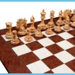 Arabian Knight Chess Set 1