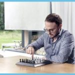 Best Electronic Chess Set UK 1
