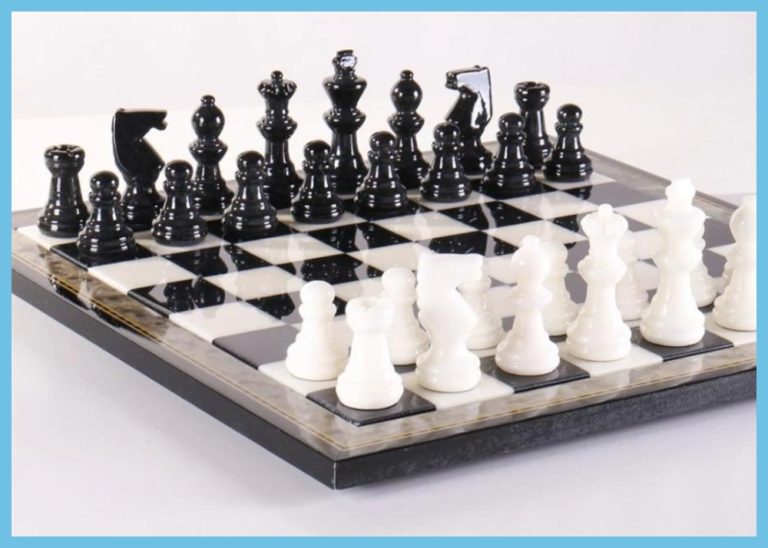 Black And White Alabaster Chess Set