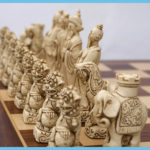 Cardinal Red Mandarin Chess Pieces 6