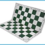Green And White Chess Set 1
