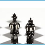 King Cross Staunton in Bone Chess Pieces 1