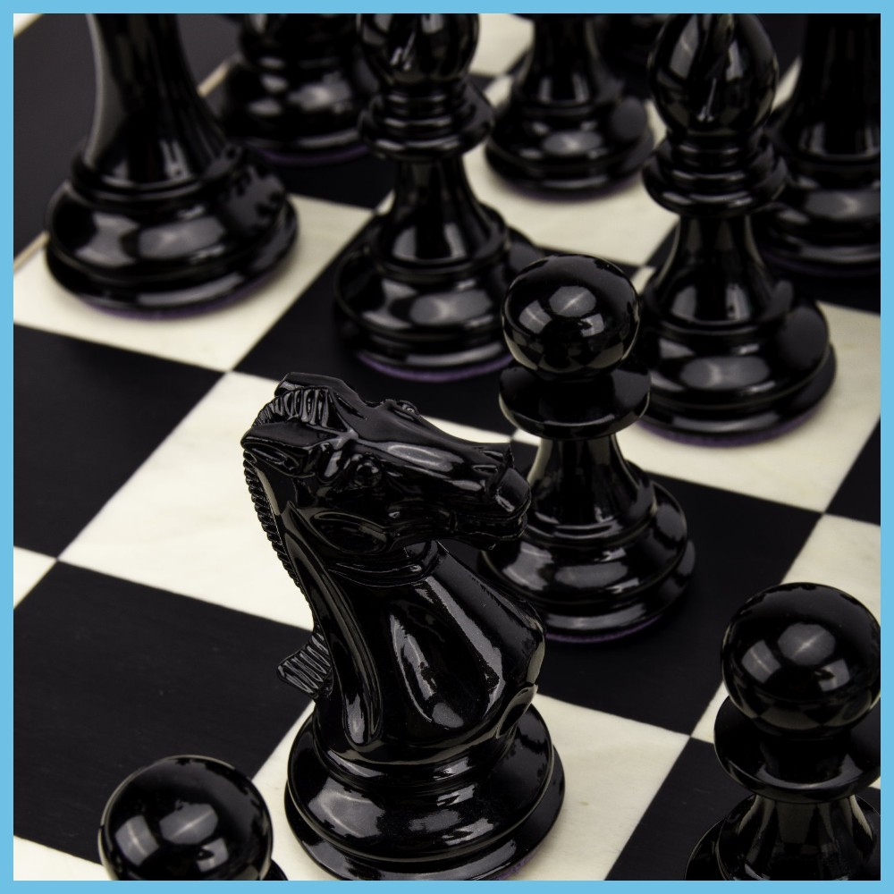 Luxury Black and White Chess Pieces 3