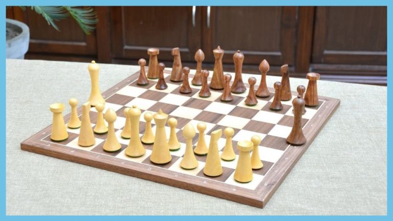 Modern Mid Century Minimalist Chess Set
