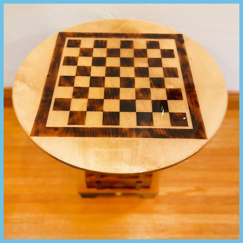 Round Wooden Chess Table 2