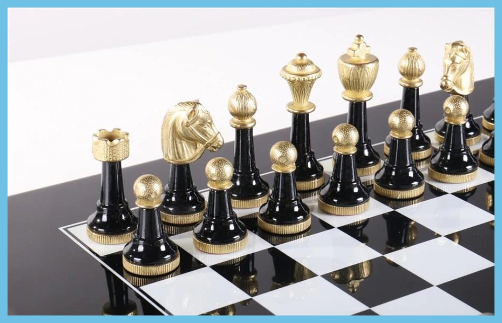 Traditional Black and White Chess Pieces 1