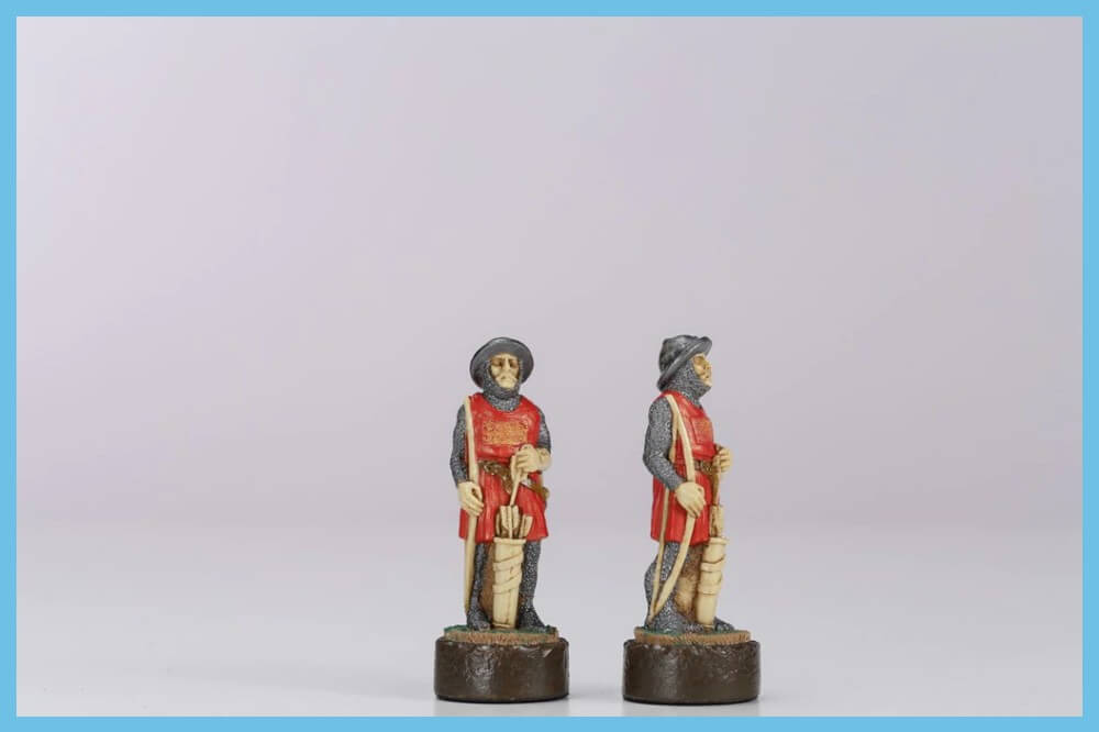 Battle of Bannockburn Antique Chess Pieces 7