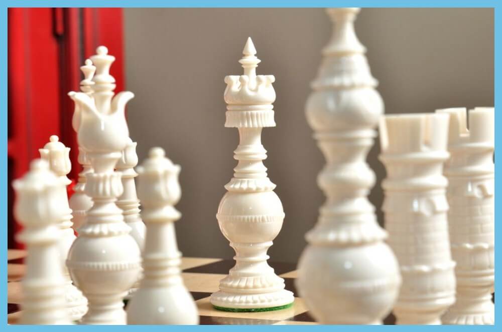 Oxford Luxury Bone Chess Pieces 7