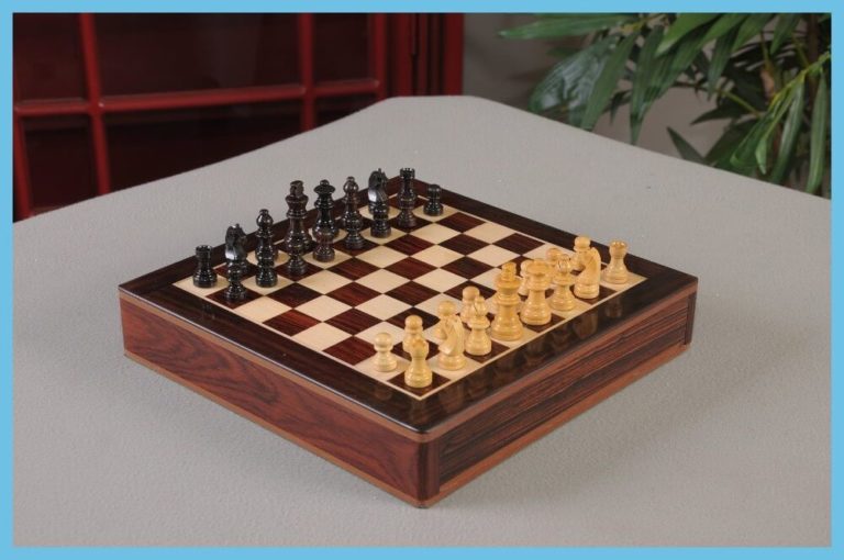 Wooden Magnetic Travel Indian Chess Set