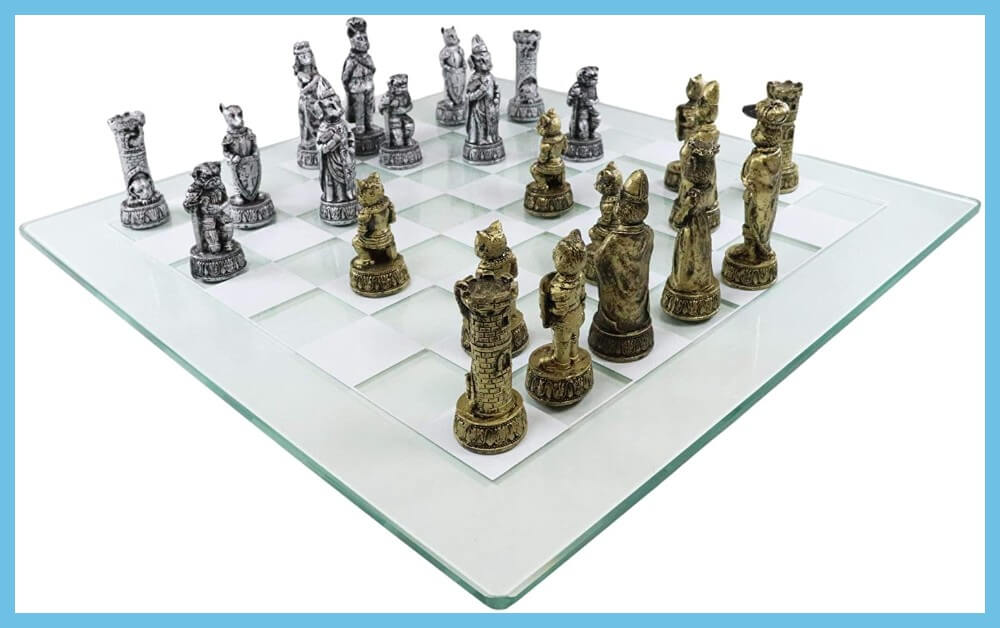 Cats Vs Dogs Frosted Glass Chess Set 2