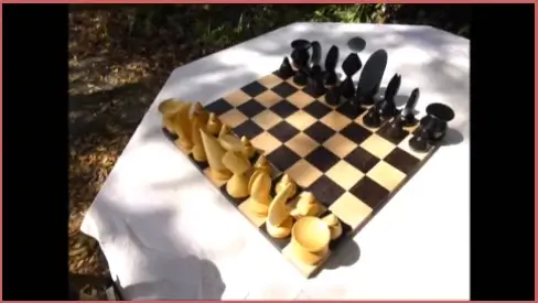 Modernist Chess Set